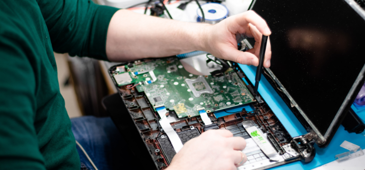 pengaruh storage laptop