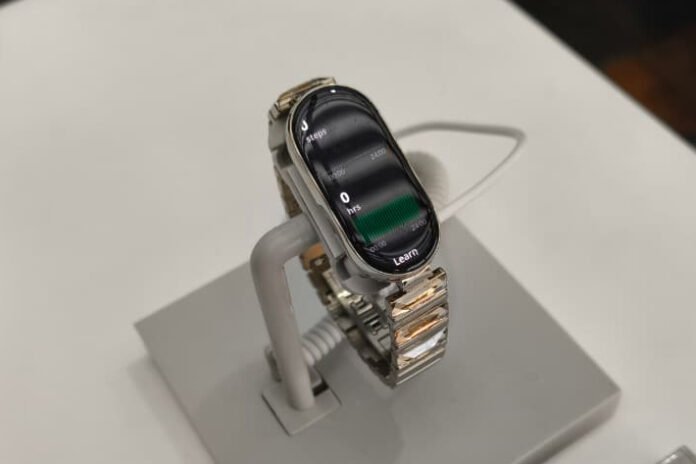 Xiaomi Smart Band 10 Glimmer Edition terbaru 2025