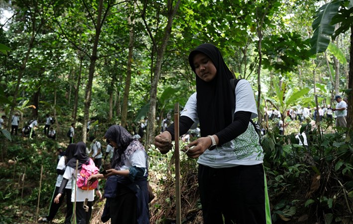 Acer menggelar pelatihan bertajuk “Dari Sampah Elektronik, Jadi Aksi Heroik”