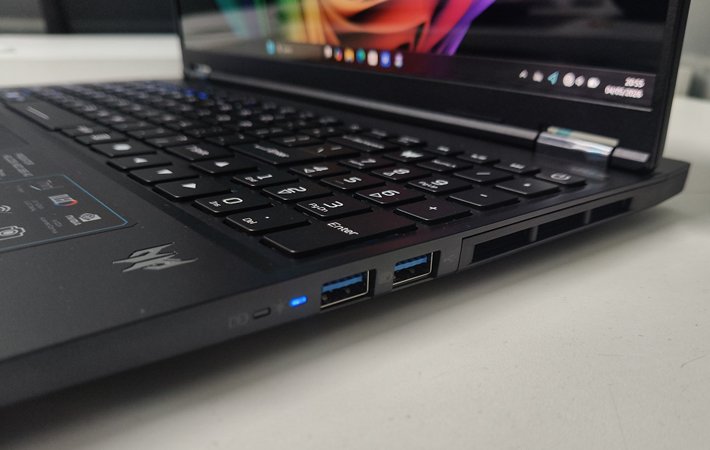 Helios Neo 16S AI dengan desain hanya sekitar 18.9 mm