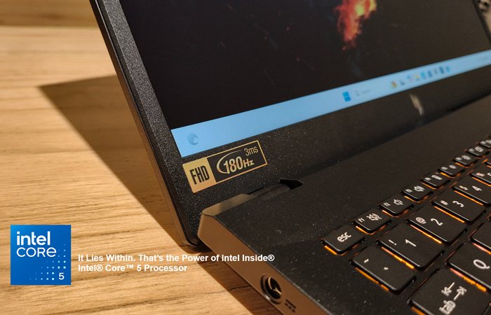 Keunggulan Acer Nitro V15 Layar 100% sRGB & Fitur AI Modern